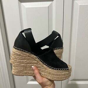 Marc Fisher espadrille wedge sandal black, size 6.5